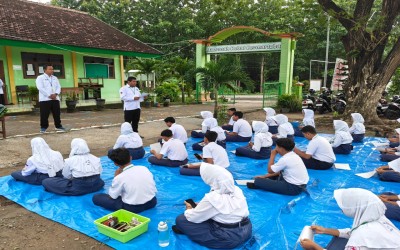 Murid MTsN 8 Madiun Mengikuti OSSBA 2026 MAN 4 Madiun dengan Semangat